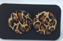 Load image into Gallery viewer, Fabric Stud Earrings