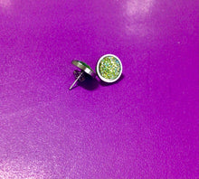Load image into Gallery viewer, Stud Earrings