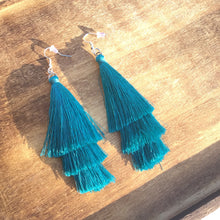 Load image into Gallery viewer, Boho style tassel earrings
