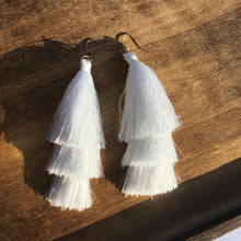 Load image into Gallery viewer, Boho style tassel earrings
